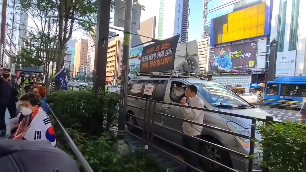 20210524_V3_S01(c6Vopa_7x5M)누가 이렇게 만들었어요_ 경제를 망쳐놨어요_ 문땡땡 한테 속았습니다! 윤용 전 고려대 교수