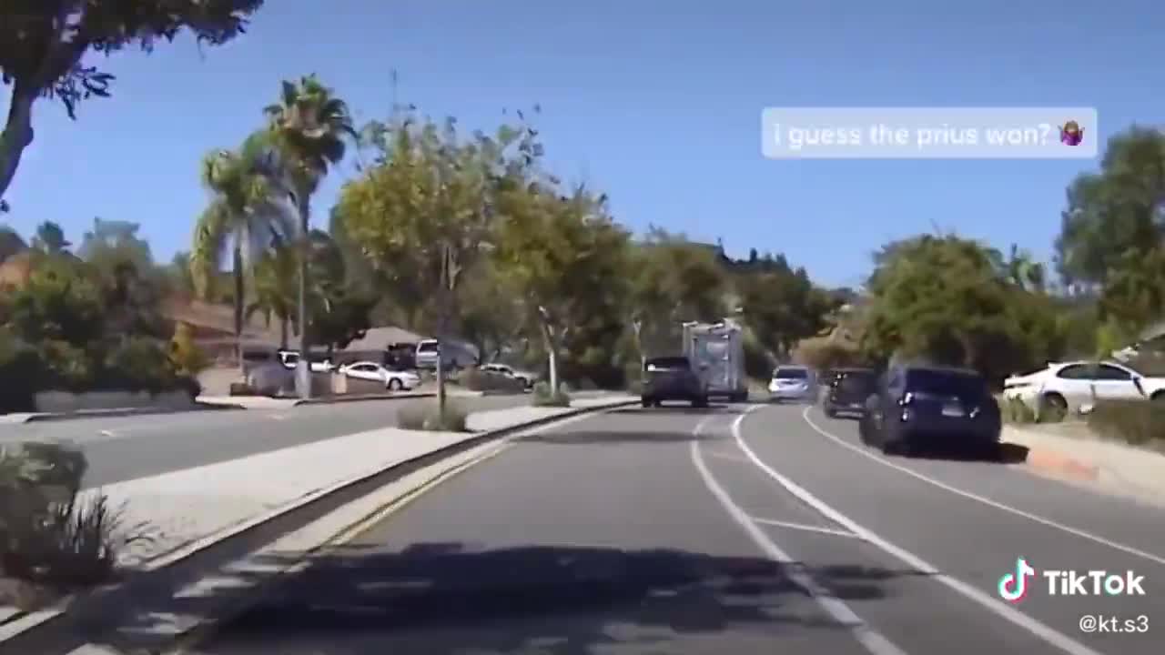 CRAZIEST ROAD RAGE TIKTOKS try not to cringe challenge | NEW clean TikTok 2021