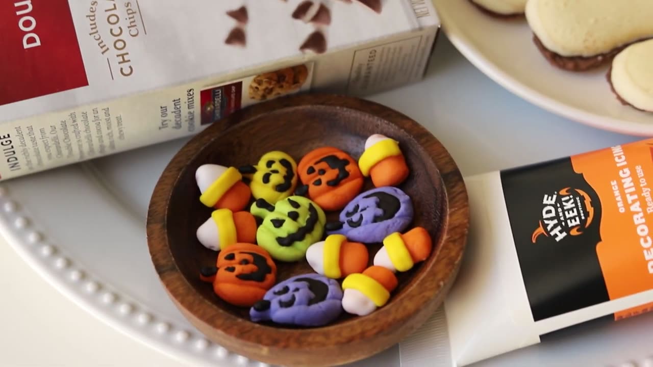 5 EASY SPOOKY TREATS TO MAKE