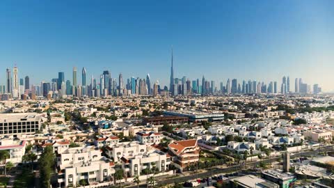 Dubai in 8K ULTRA HD - The Game of Architecture 60 FPS