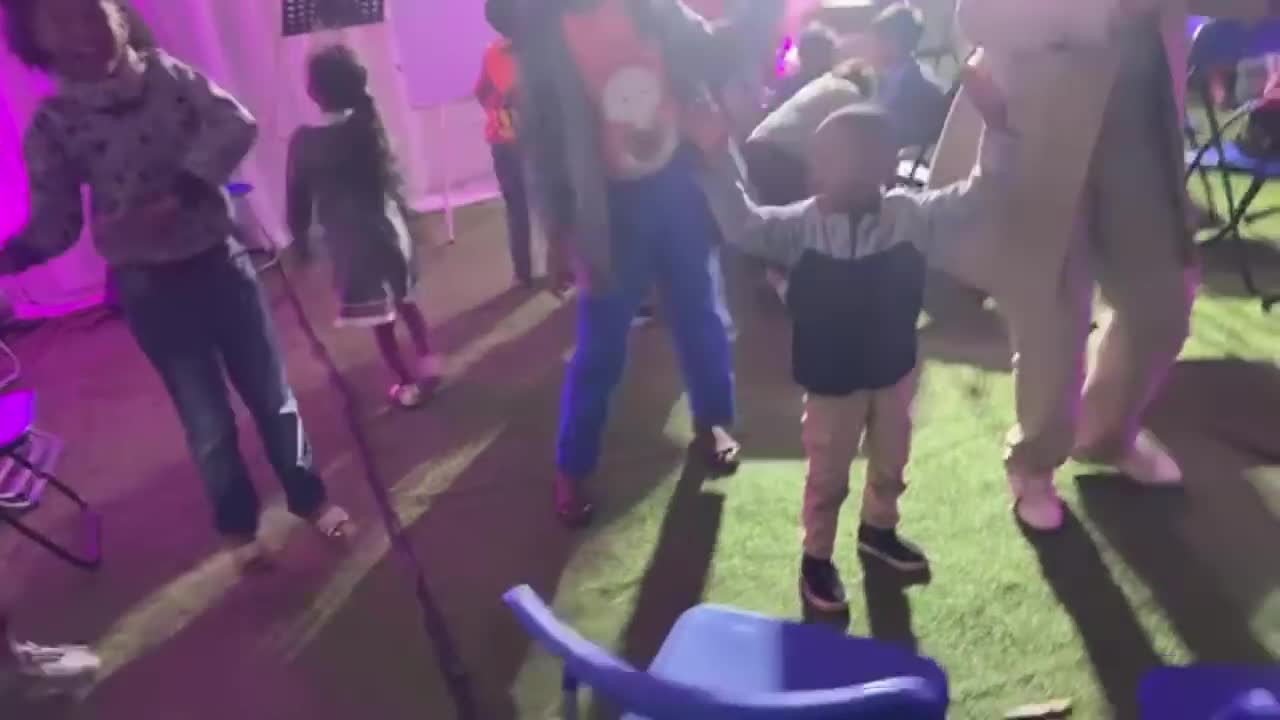 Louanges en direct de Madagascar