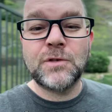 Idiot Leftist Doesn’t Know The Difference Between Legal and Illegal Immigrants