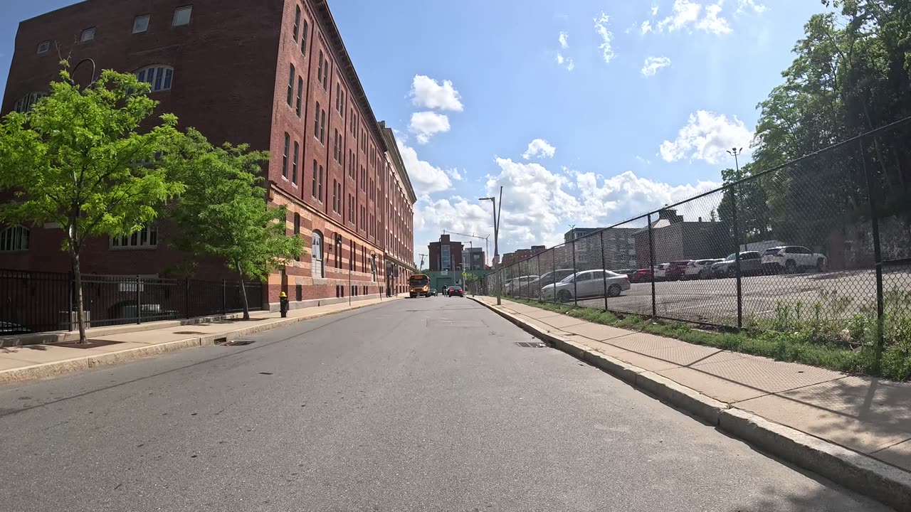 😯MISSION HILL good look at a Boston neighborhood bike ride☄️