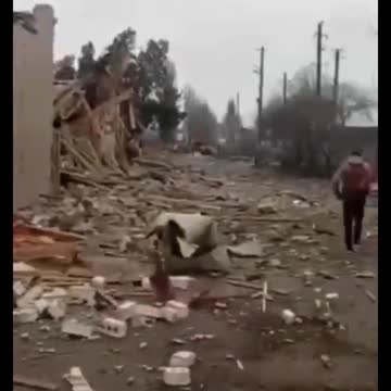 destroyed ukraine houses by russian bombs