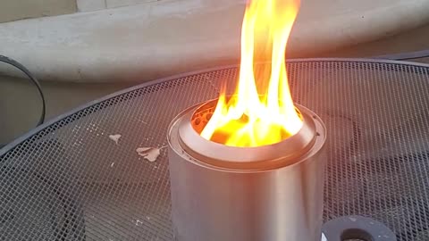Upgrade your outdoor space with the Mesa XL Tabletop Fire Pit