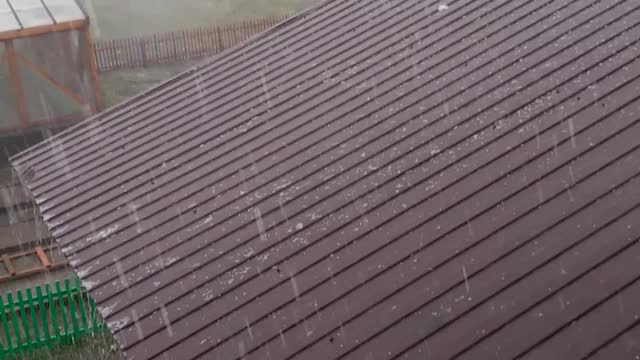 Фантастическая дождь