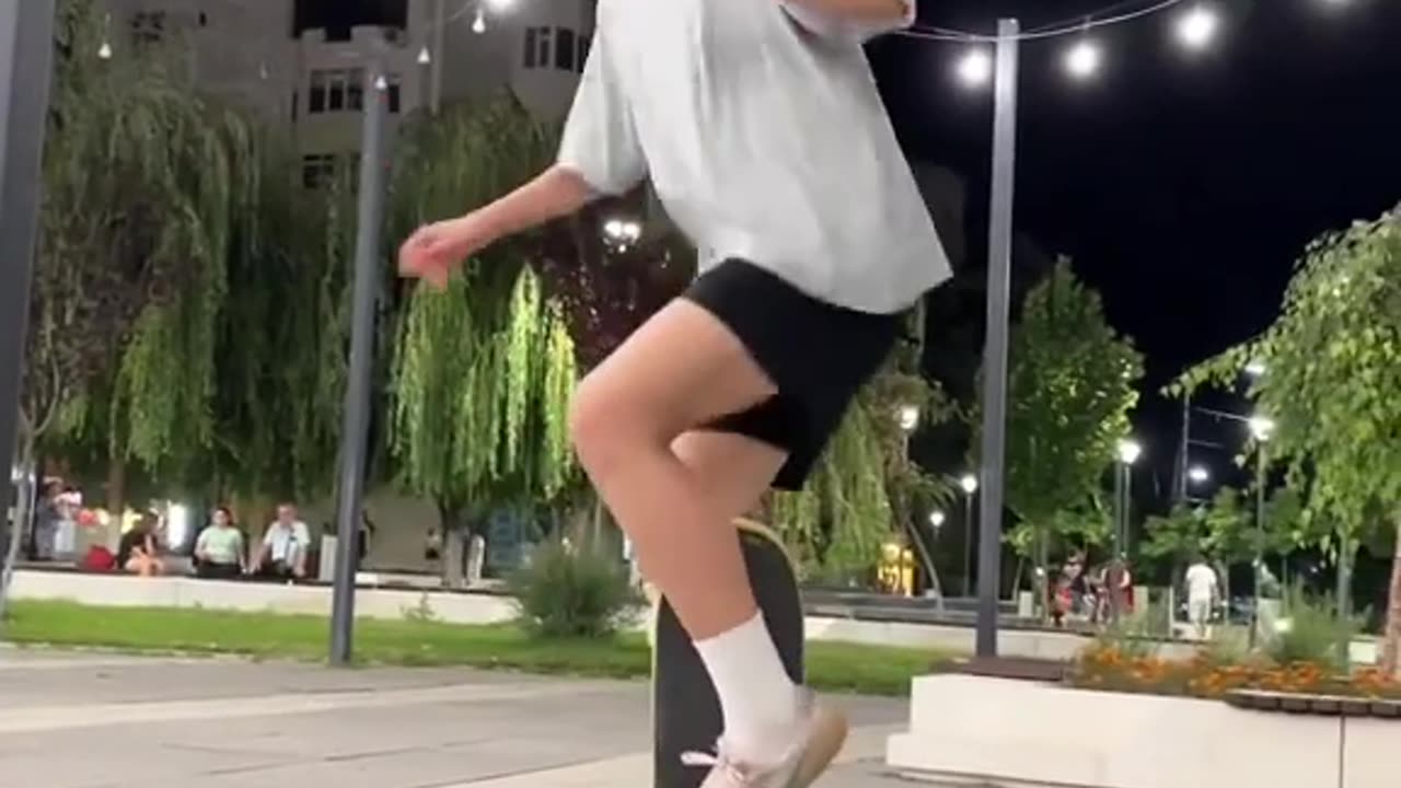 This play with Skateboard as like pogo stick ❤️🔥