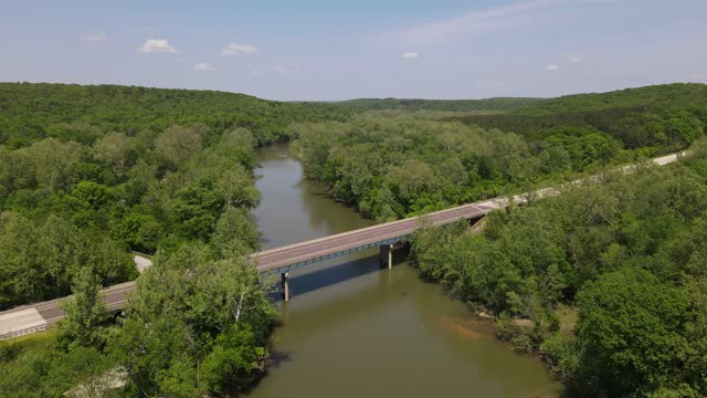 Meramec State Park in May