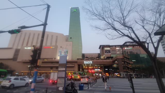 Seoul Wang sim ni station Night Street Video