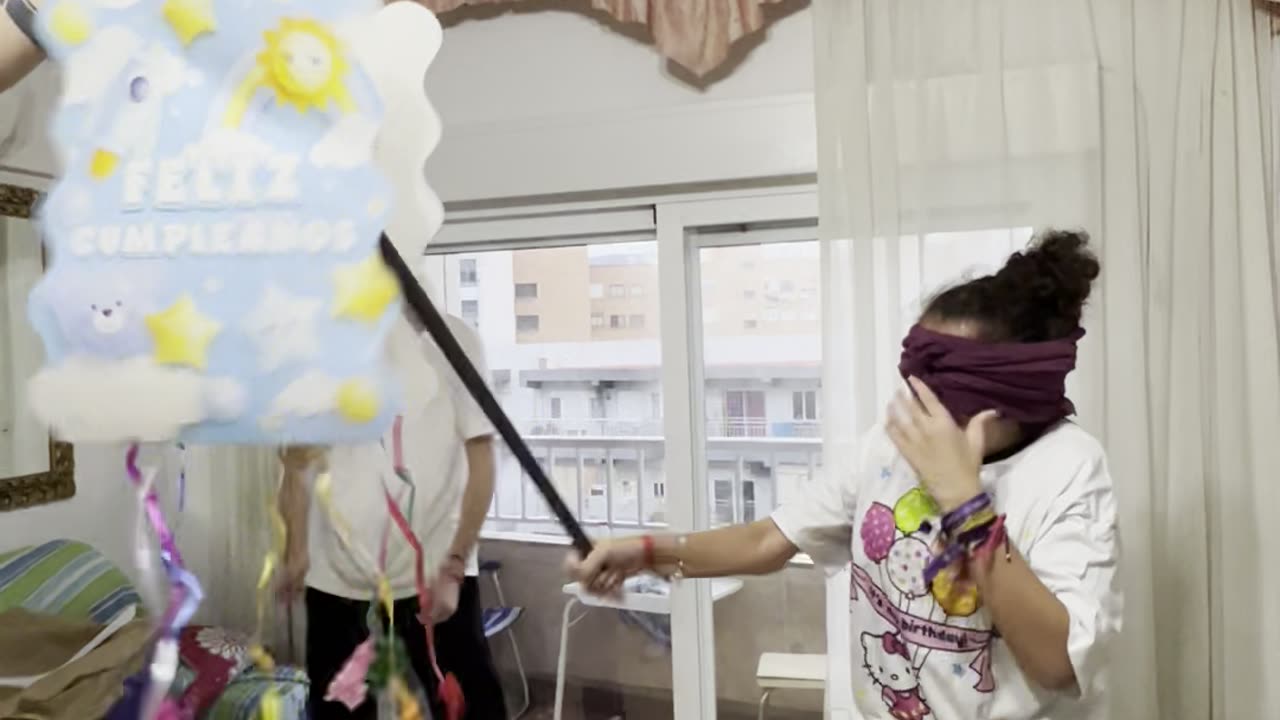 Birthday Girl Accidentally Hits Friend While Whacking Pinata