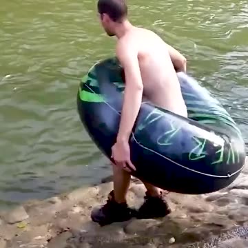 Big Fails Moments Videos