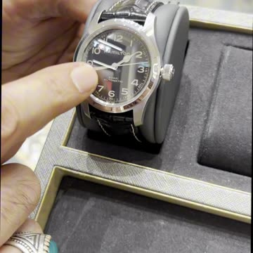 ساعة اليد لكل الرجال / Watch for all men