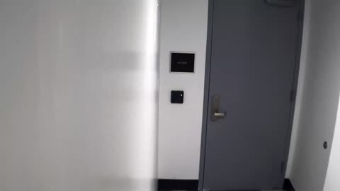 6144RHOBG2G201ABStairwayLobbyEntry_2021-01-06_12h20min02s540ms.mp4