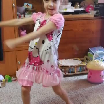 Funny home dances. Unable to resist.