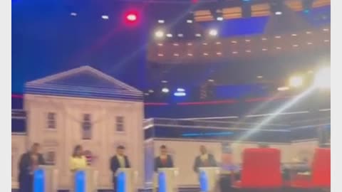 Trump chant at the RNC Debate 😂