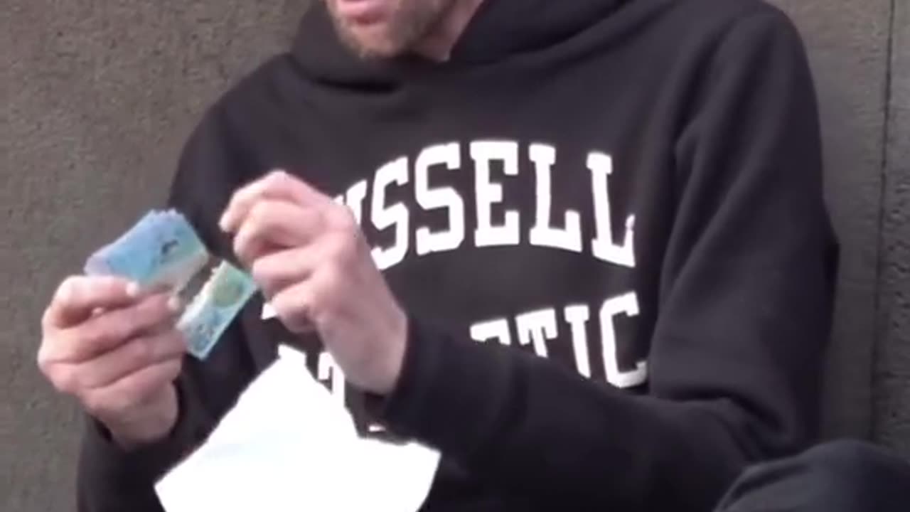 HEARTWARMING BUT A TEARJERKER 😠HOW BEING A GOOD SAMARITAN MADE THESE FOLKS DAY ALOT BRIGHTER