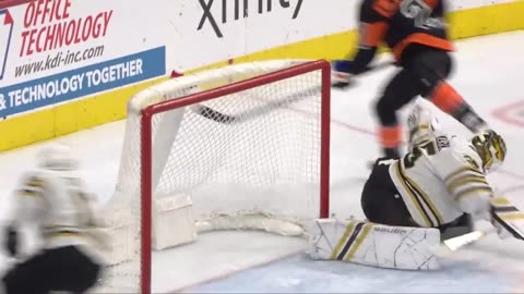 NHL - Linus Ullmark (@Icebeardude) breakaway!