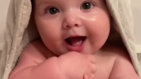 Cute baby fanny vedio super lafing krate huye lll