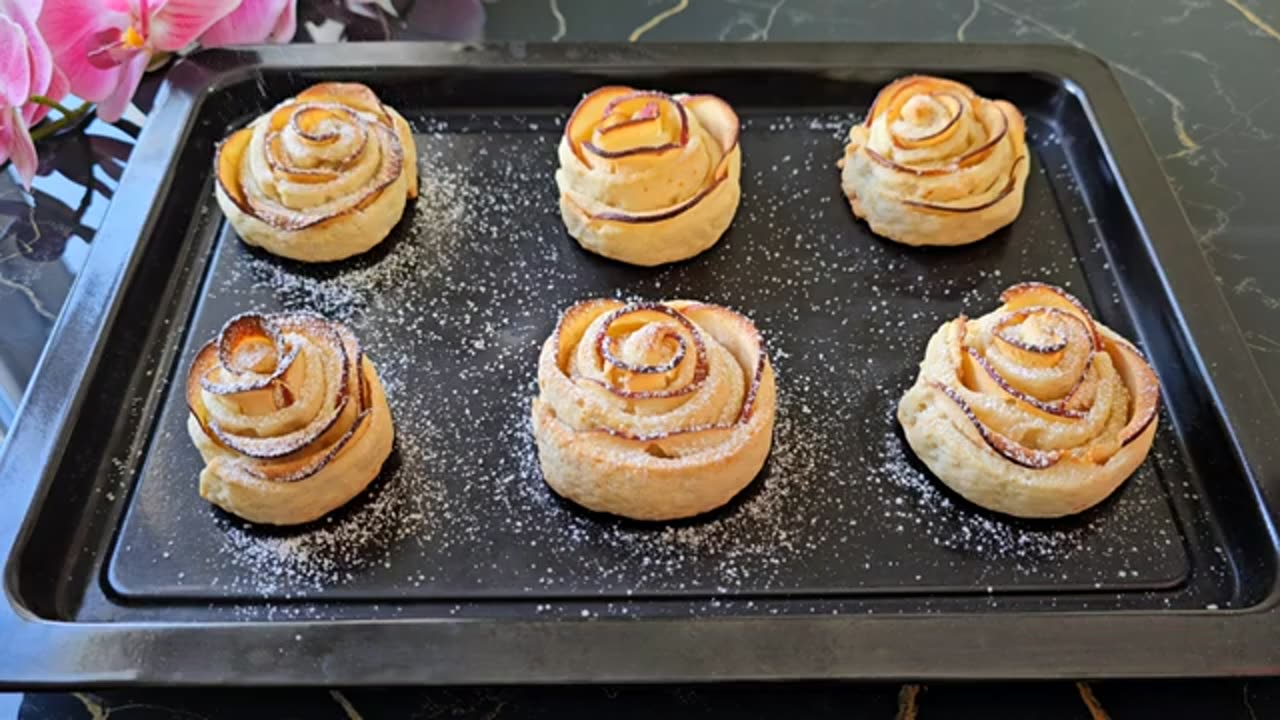 Dessert in 5 minutes! Just shortcrust pastry and 2 apples. great dessert ROSE