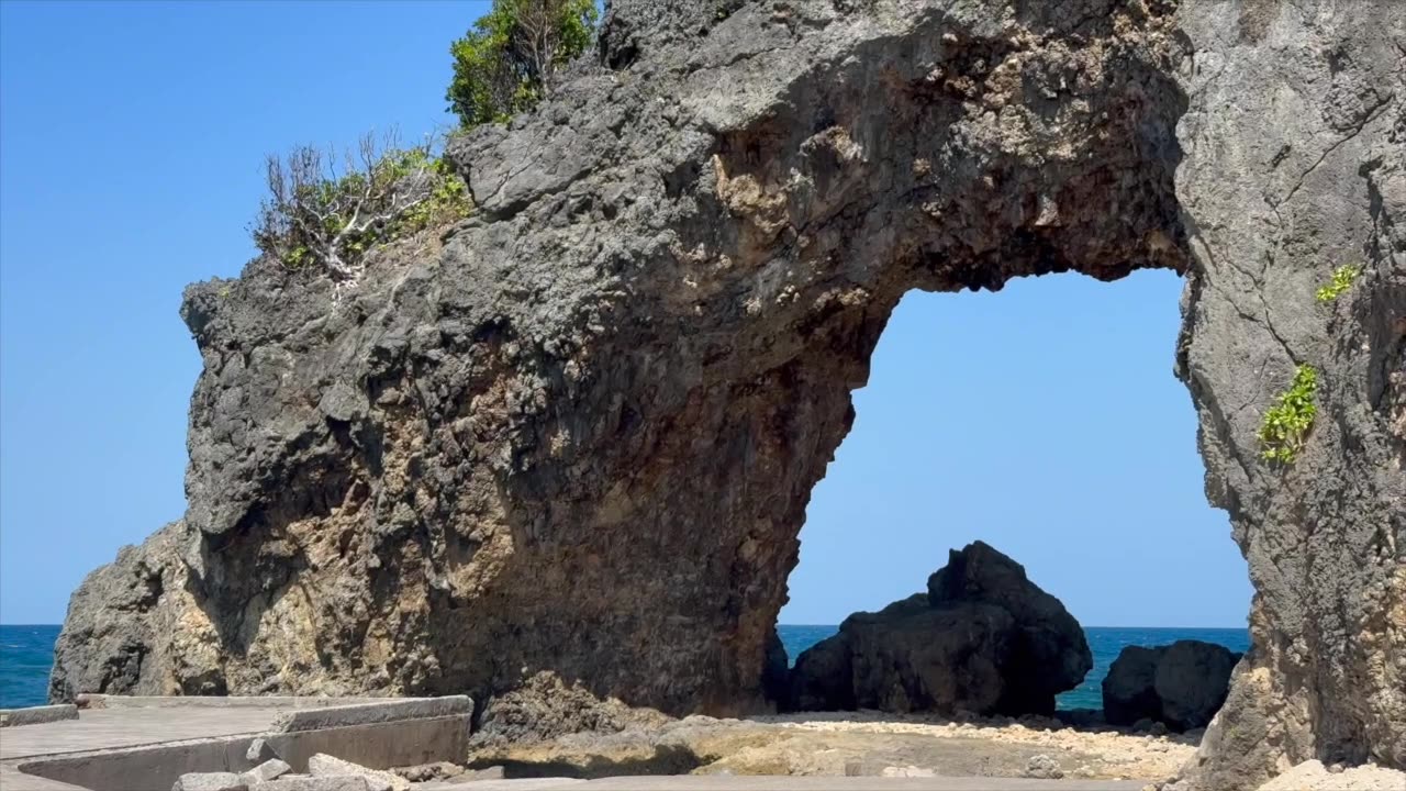 Lligan Beach and Cujo's Keyhole in Boracay, Philippines