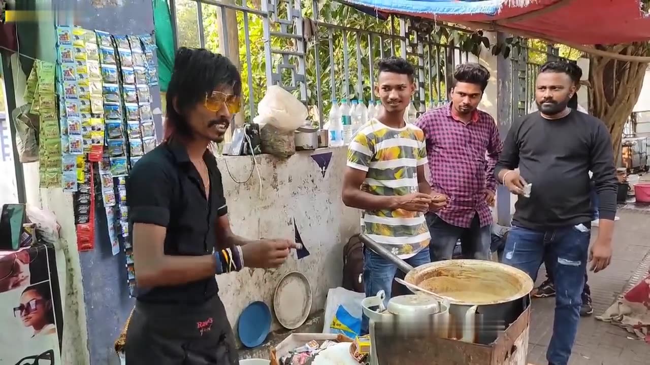 Nagpur's Famous Dolly Chai Wala: India's Stylish Chai Sensation #Rumble #RumbleVideo #RumbleChannel #RumbleCreator #RumbleOriginals #RumbleExclusive #RumbleUpload #RumbleViral #RumbleTrending #RumbleGaming #RumbleFPS #RumbleEsports #RumbleIRL