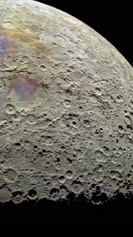 Amateur Astronomer captured a 708 gigabyte composite image of the Moon