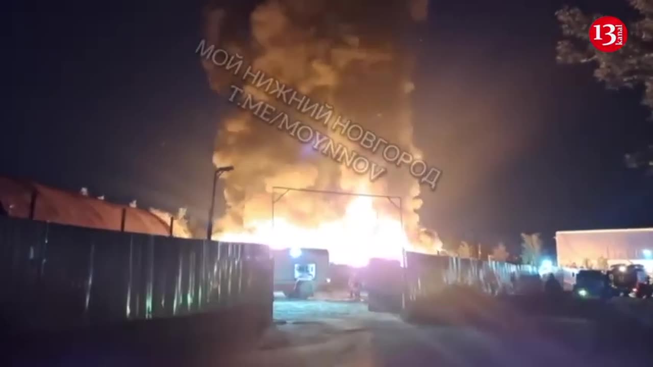 Ukrainian army hit the building with Russian soldiers in Lugansk with US missiles
