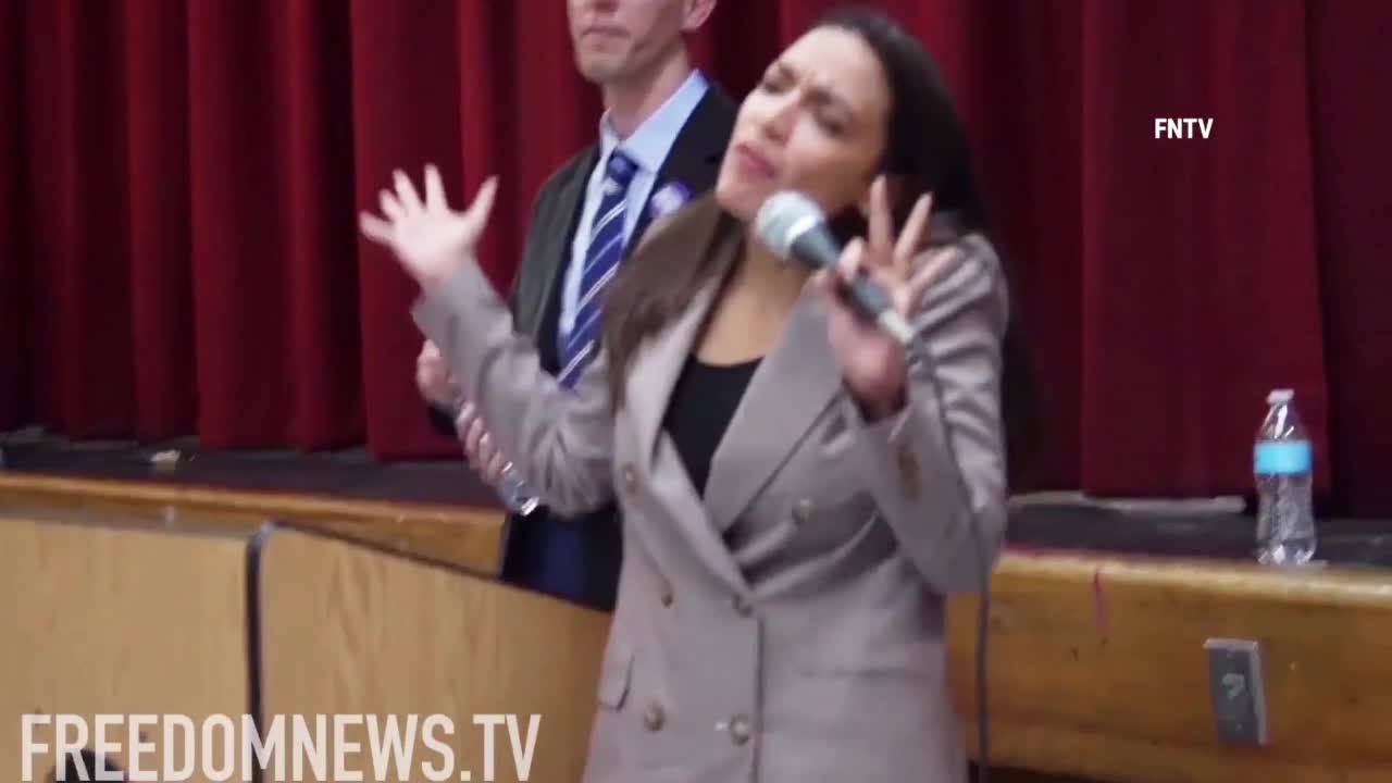 DELICIOUSO!!!🤣🤣🤣 AOC HAS GOT TO GO!!!