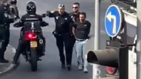 An arrest of a young Palestinian who was assisting the terrorist in Holon