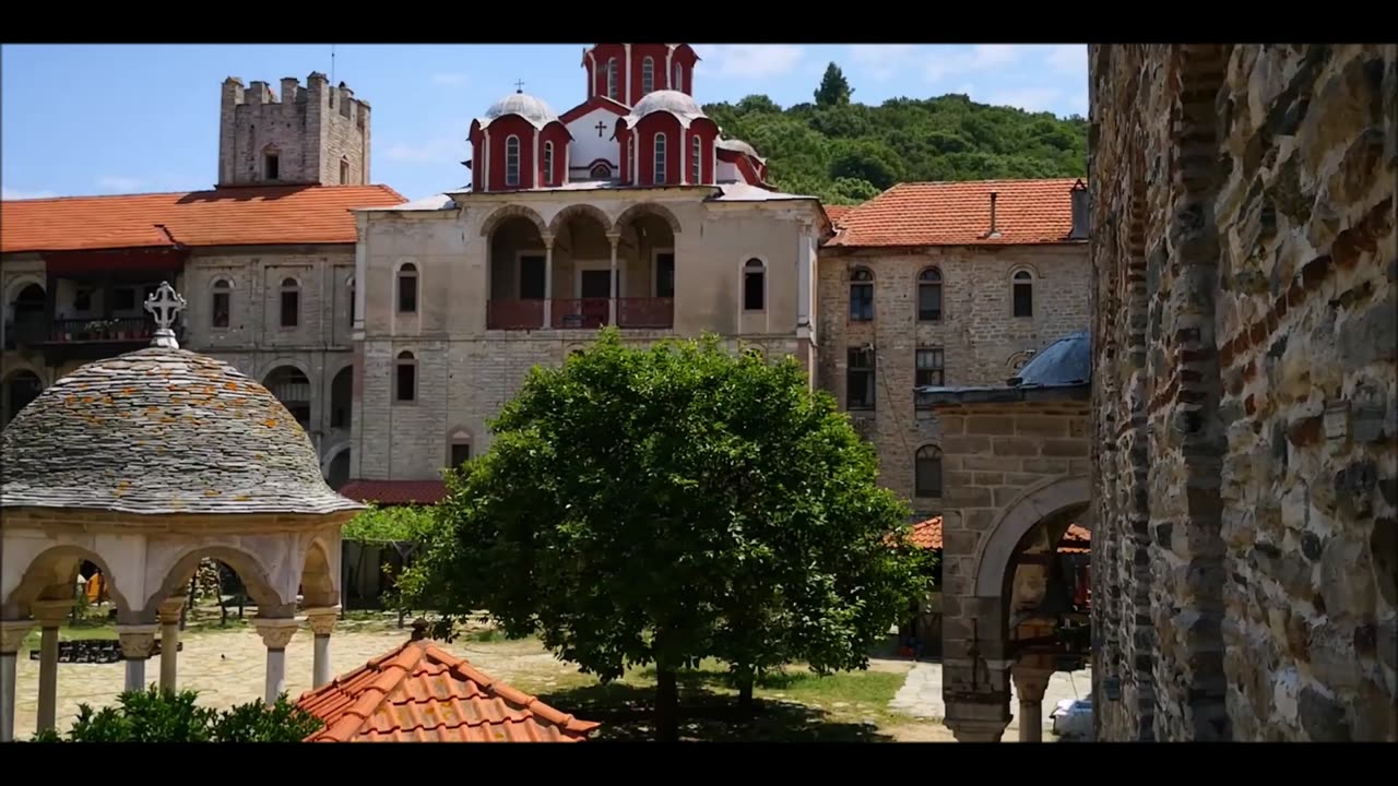 Манастир Есфигмен (грч. Μονη Εσφιγμενου) је манастир на Светој гори.