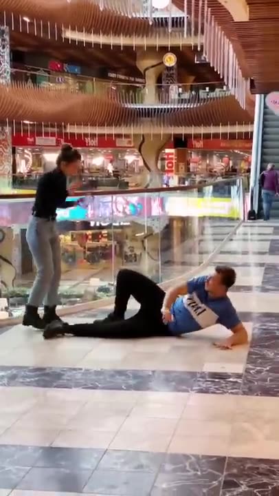 Parkour guy shocked people around😂#funny#