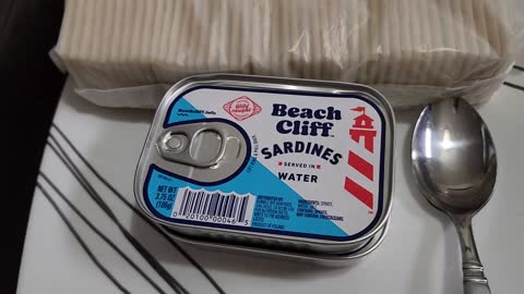 BEACH CLIFF SARDINES IN WATER 💧MY FIRST MEAL