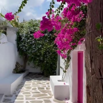 Save Paros to your next summer trip <3