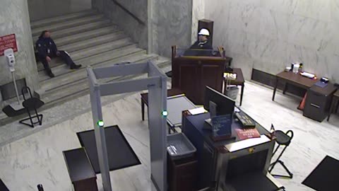 3091RHOBGRLowerIndepAveDoor_2021-01-05_06h00min02s107ms.mp4