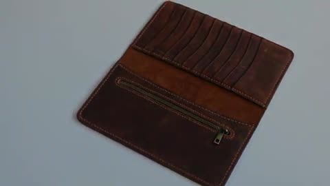 leather_coat_wallet