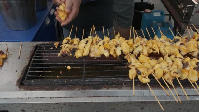 GRILLED SQUID (HERBS) is an amazing and popular street food in Thailand | THAI FOOD [4K]