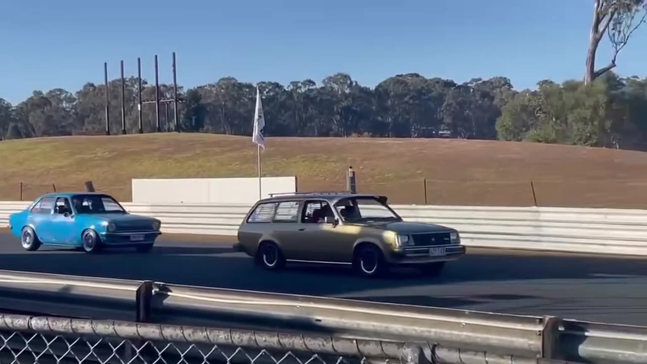 Holden Gemini procession