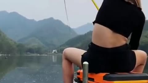 FUNNY VIRAL FISHING FAIL, CAN SHE HANG ON?