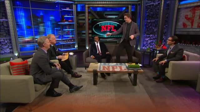 35_Adam Trent on Showtime's Inside The NFL - Football magic