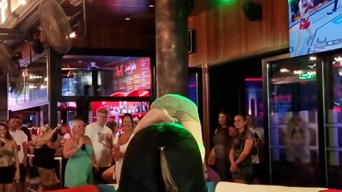 GIRL TAKE ON THE BULL! Benidorm Bull Ride. Mechanical Bull EPIC FAIL