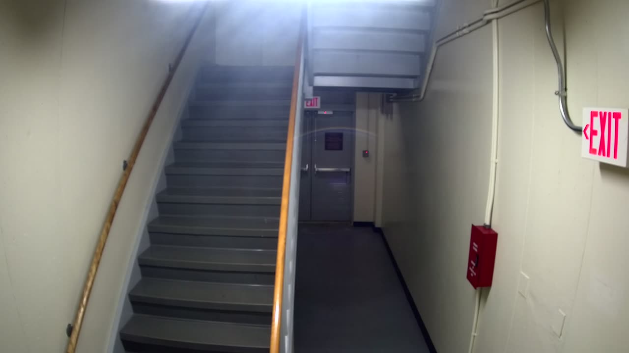 3866FHOB01Stair11_2021-01-05_02h00min00s683ms.mp4