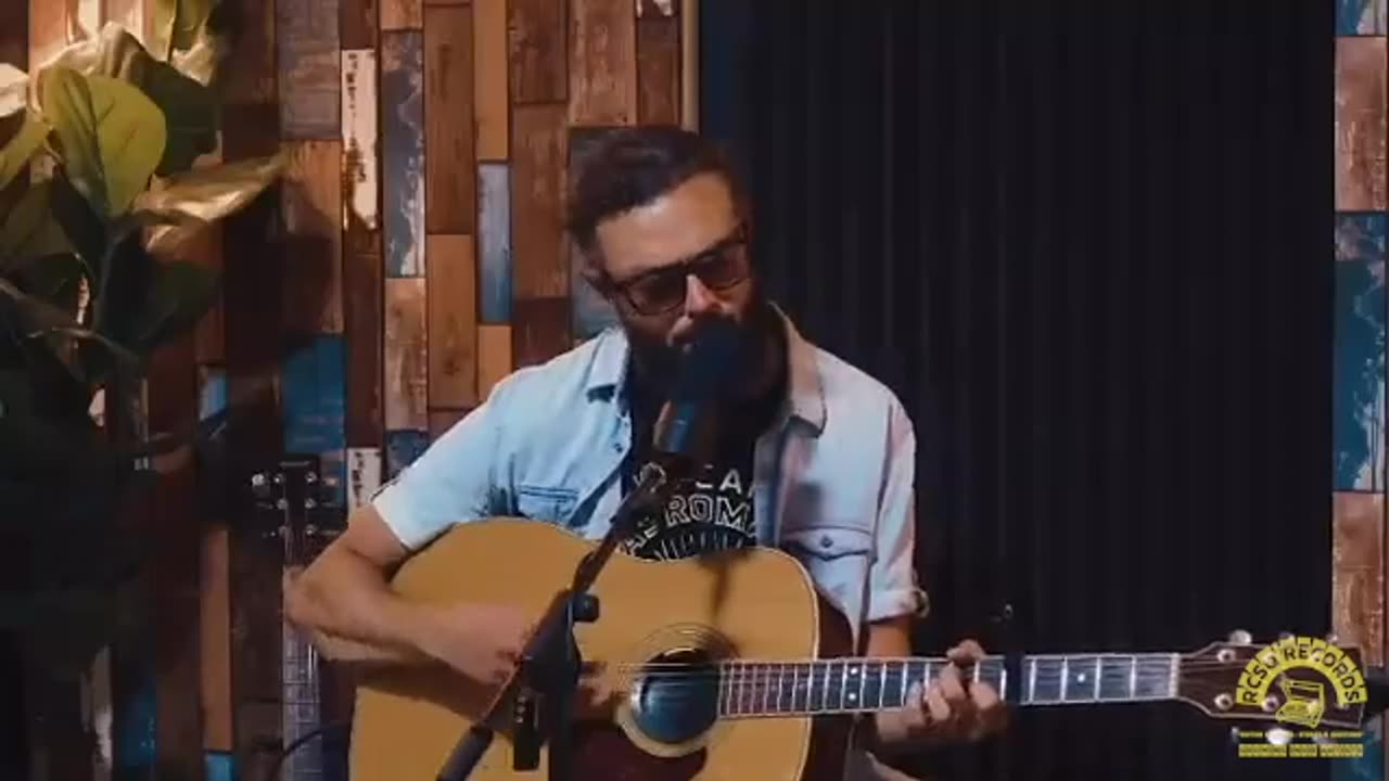 Luke Wood - Sunset (Acoustic) - IN STUDIO - (Full)