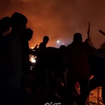 🇪🇭 RAFAH. ATTACCO ALLE TENDE DEGLI SFOLLATI.