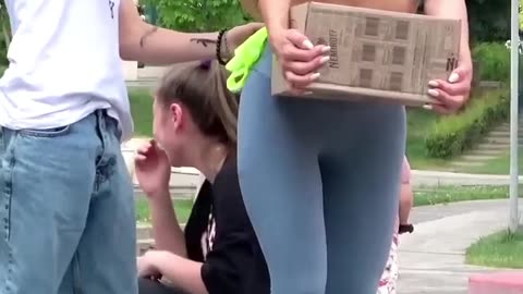 girl's funny video