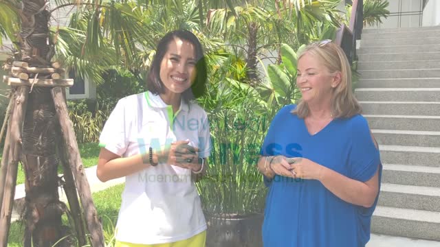 New Leaf Wellness Resort guest Karen from U.K. speak with the resort CEO and founder Air Page.