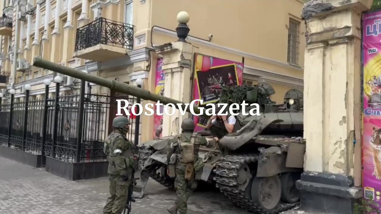 Russians Get Their Tank Stuck in the Front Gate of a Circus