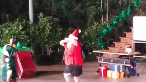 Santa Mommy Boogies Down