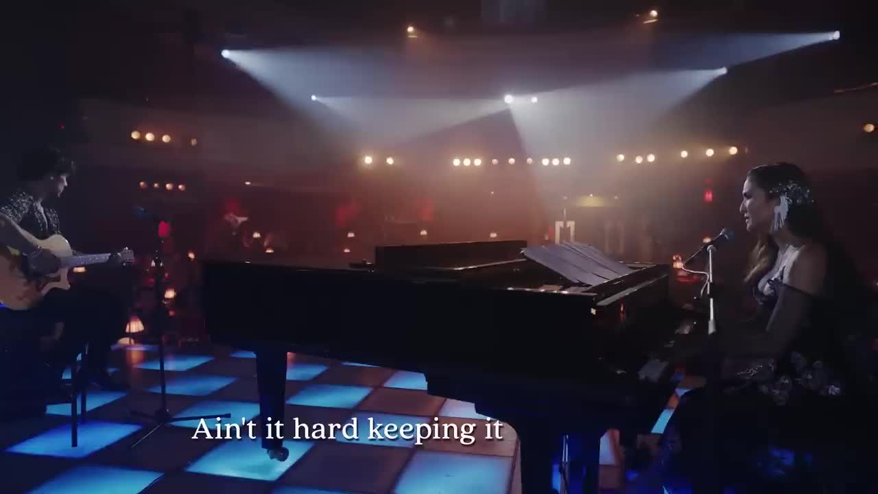 Every Song Mindy Performs in Season 3 - Shallow & Dua Lipa - Emily in Paris - Netflix