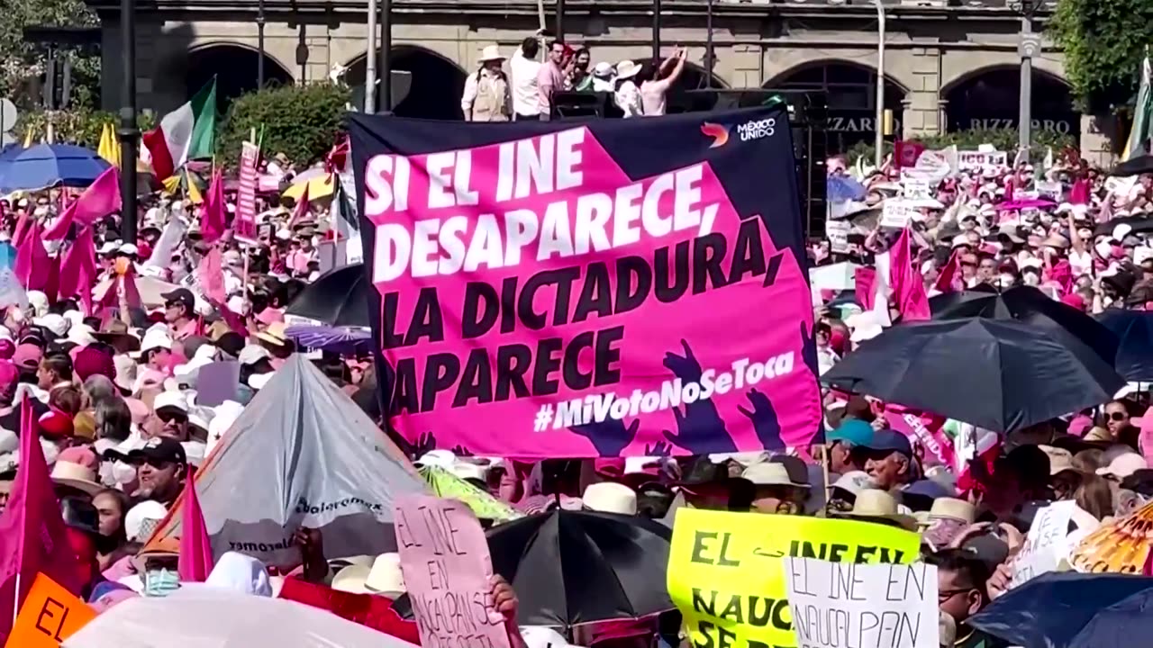 Thousands in Mexico protest electoral overhaul