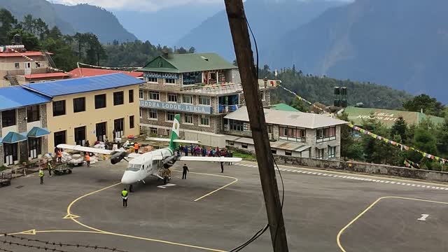 Lukla Airport.. Landing & Takeoff | Most dangerous Airport in the world